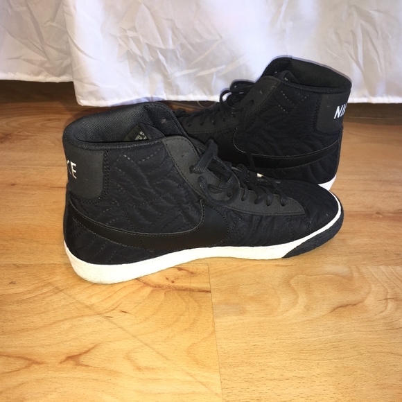high top trainers womens nike